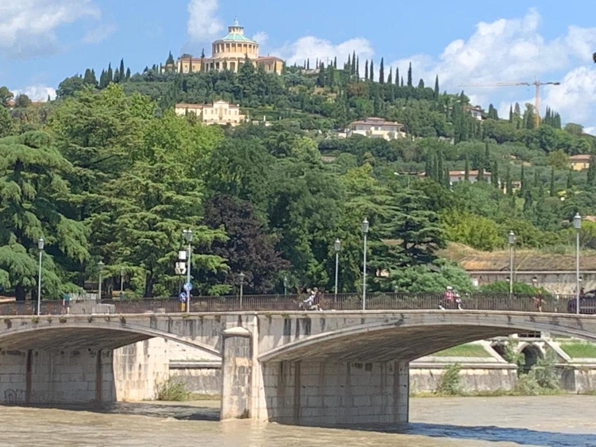 Notti Sull'Adige Verona Exterior foto
