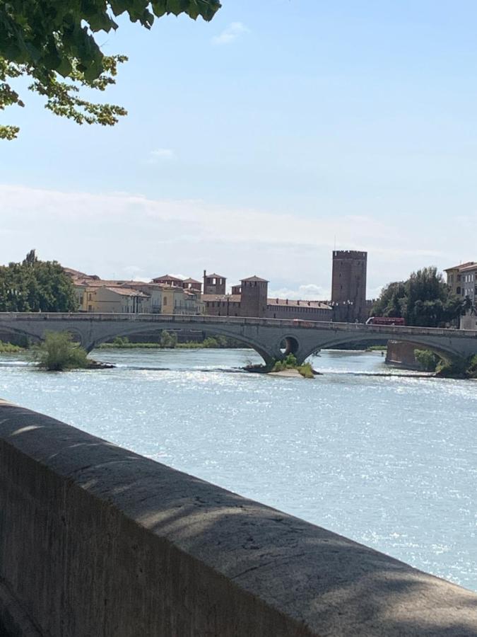 Notti Sull'Adige Verona Exterior foto