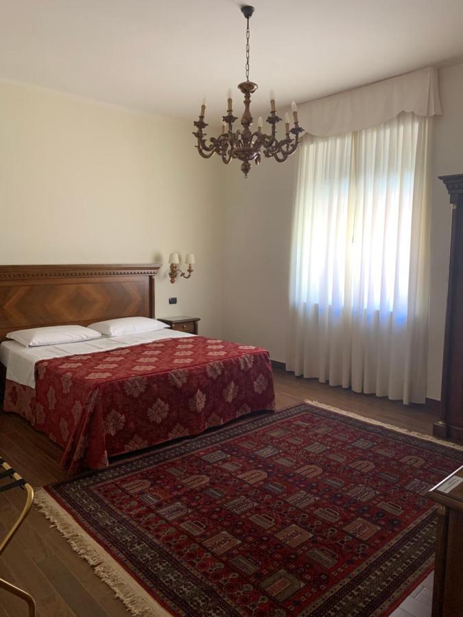 Notti Sull'Adige Verona Exterior foto