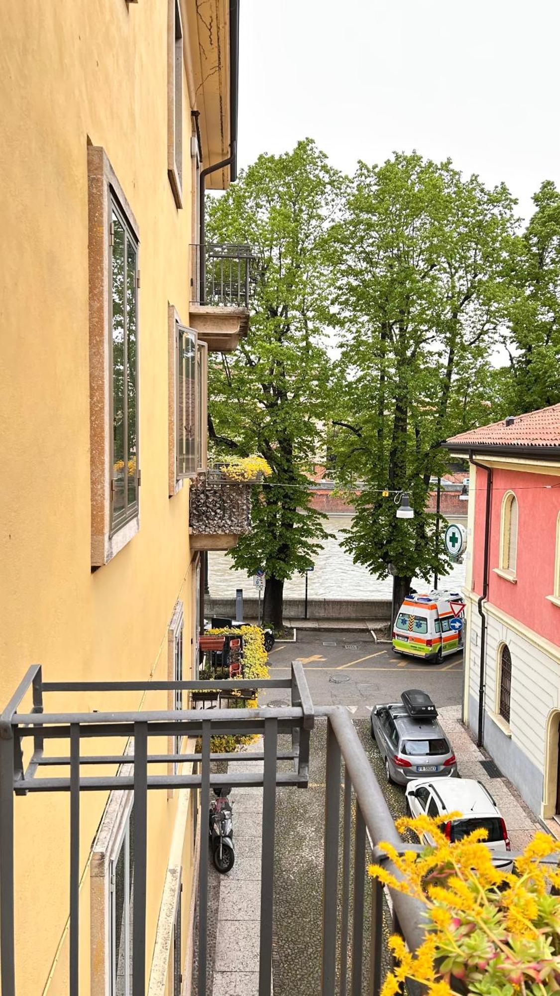 Notti Sull'Adige Verona Exterior foto